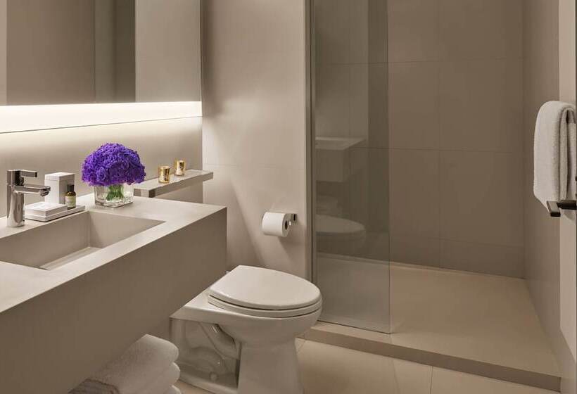 标准间, The New York Edition