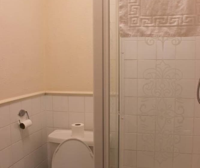 ファミリールーム, The Willow