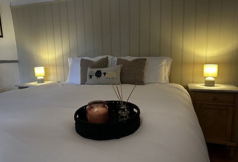 Номер Стандарт Трехместный, Woolpack Inn