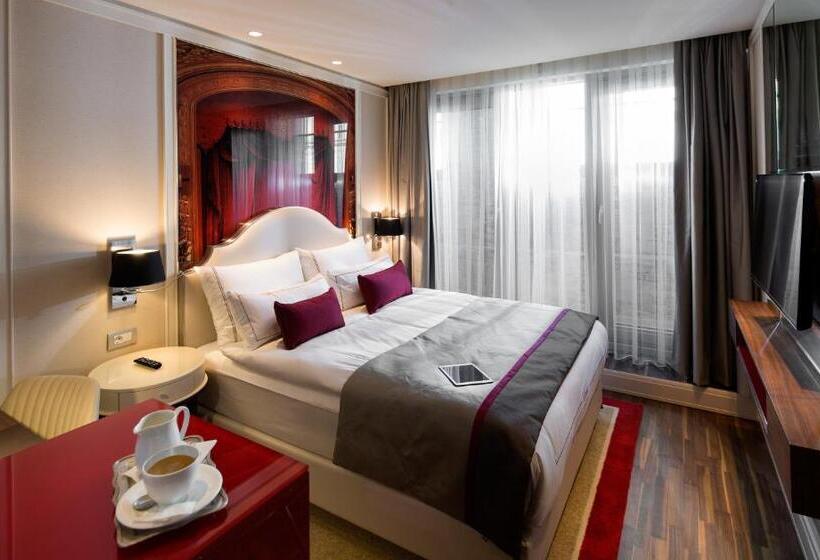 غرفة كلاسيكية, Titanic Gendarmenmarkt Berlin