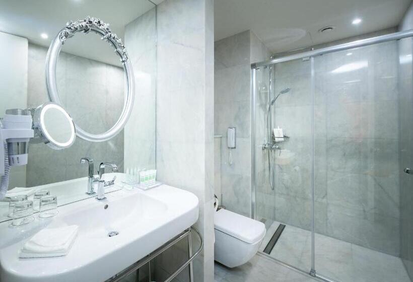 غرفة ديلوكس, Titanic Gendarmenmarkt Berlin