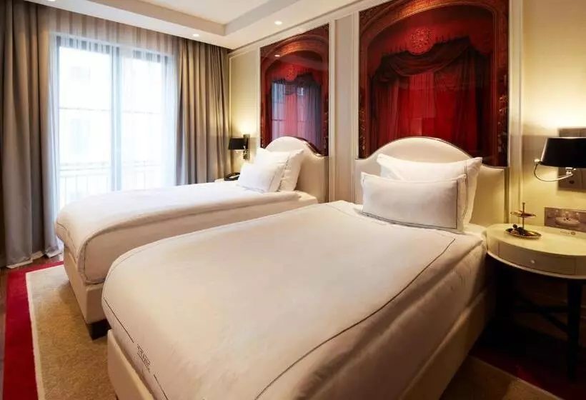 Deluxe Zimmer, Titanic Gendarmenmarkt Berlin
