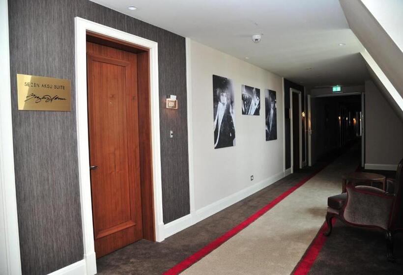 جناح, Titanic Gendarmenmarkt Berlin