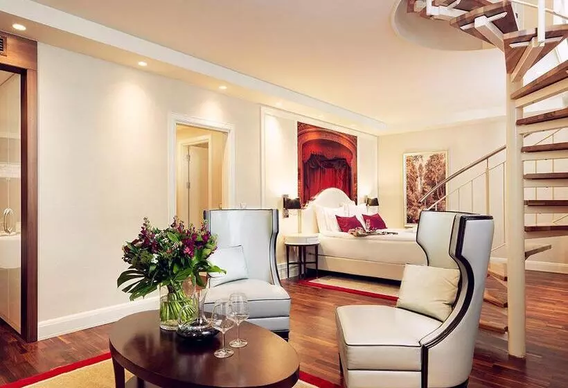 Suite, Titanic Gendarmenmarkt Berlin