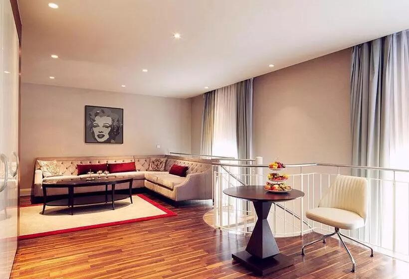 Suite, Titanic Gendarmenmarkt Berlin