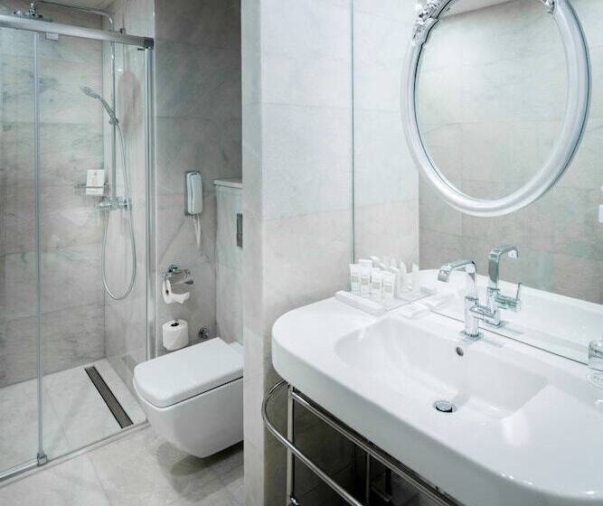 جناح دوبلكس, Titanic Gendarmenmarkt Berlin