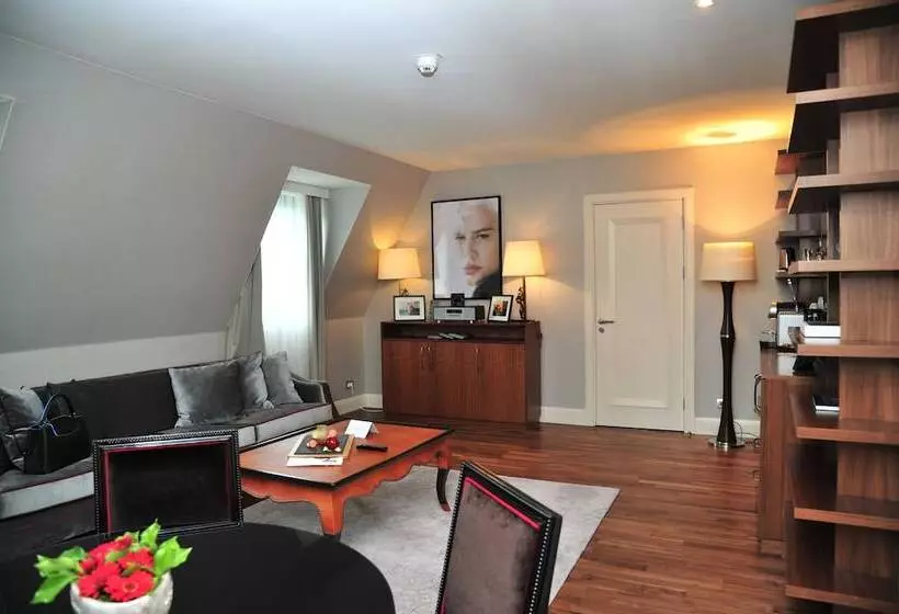 Suite, Titanic Gendarmenmarkt Berlin