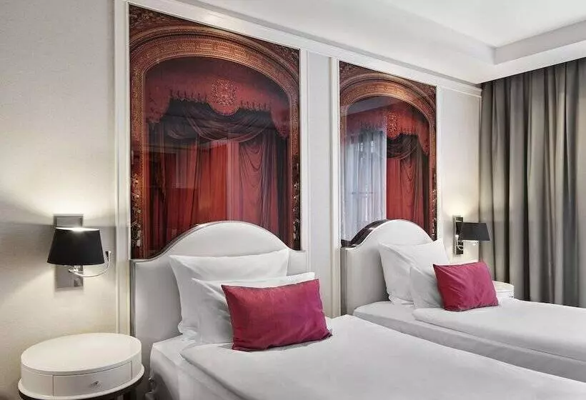 Deluxe Zimmer, Titanic Gendarmenmarkt Berlin