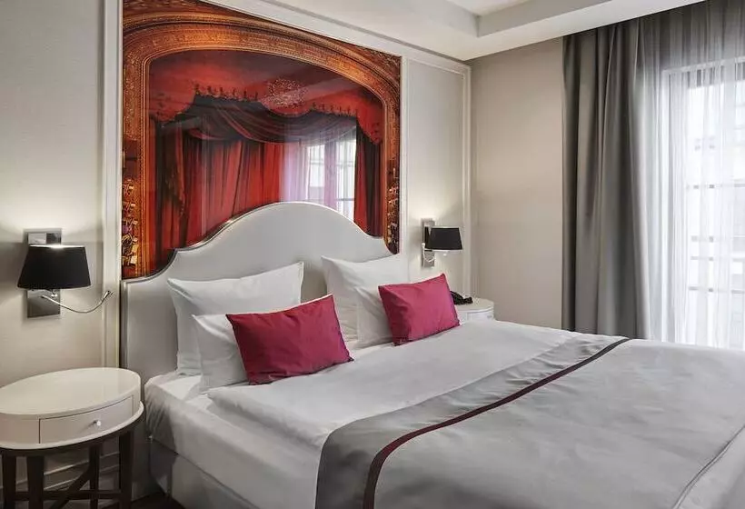 Deluxe Zimmer, Titanic Gendarmenmarkt Berlin