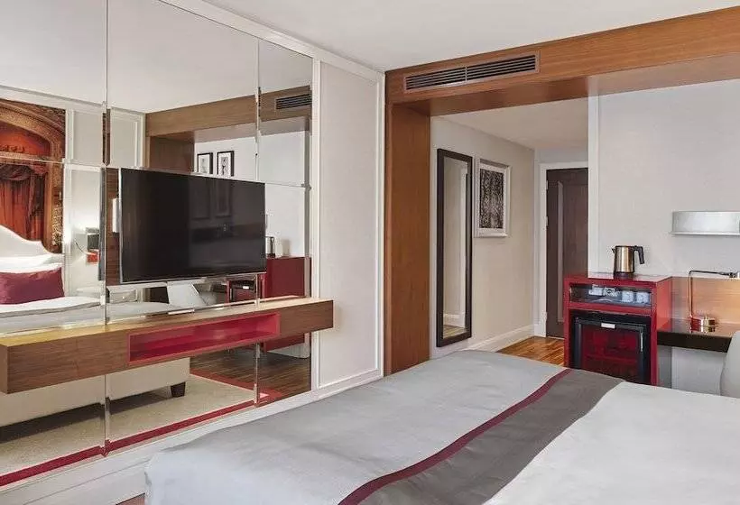 Superior-Zimmer, Titanic Gendarmenmarkt Berlin