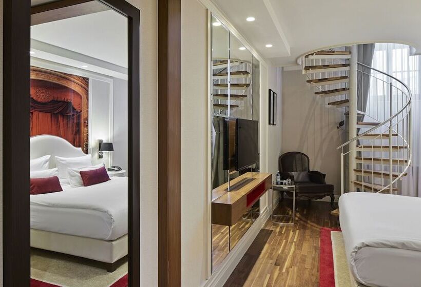 جناح دوبلكس, Titanic Gendarmenmarkt Berlin