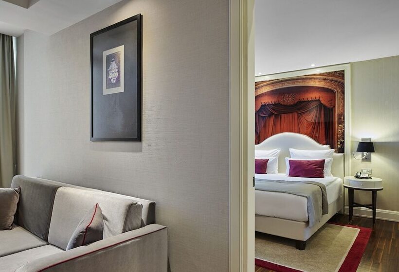 جناح, Titanic Gendarmenmarkt Berlin