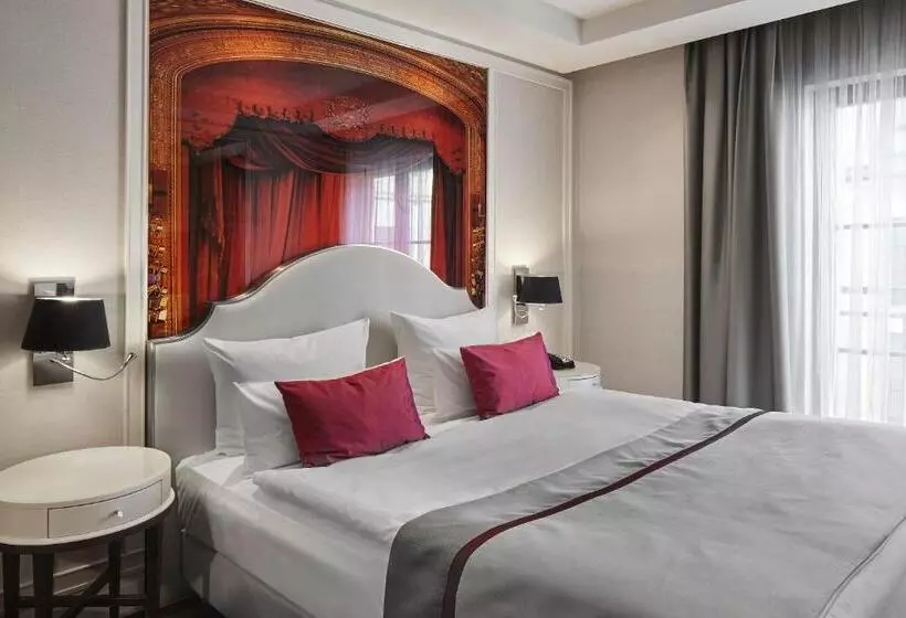 Deluxe Zimmer, Titanic Gendarmenmarkt Berlin