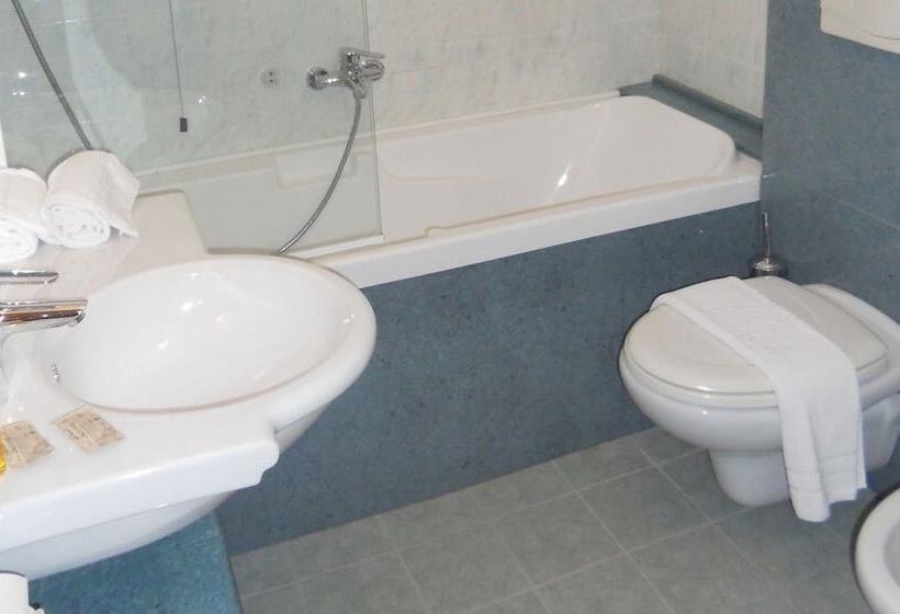 スタンダードトリプルルーム, Albergo Villa Ester