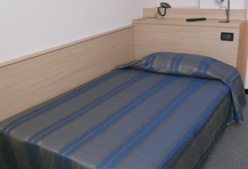 スタンダードシングルルーム, Albergo Villa Ester