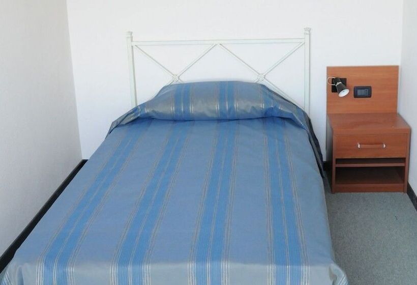 标准单人间, Albergo Villa Ester