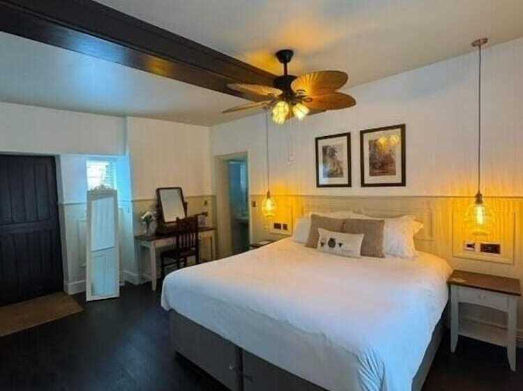 Номер Стандарт Трехместный, Woolpack Inn