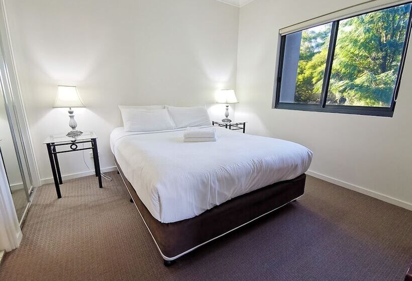 Апартаменты 2 Спальни, Inn On The Park Apartments