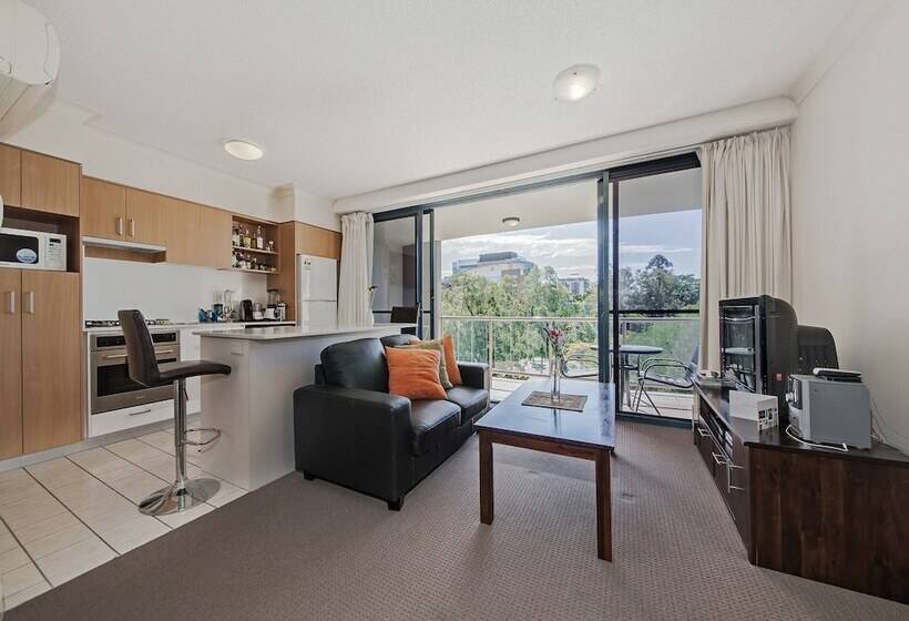 Апартаменты 1 Спальня, Inn On The Park Apartments