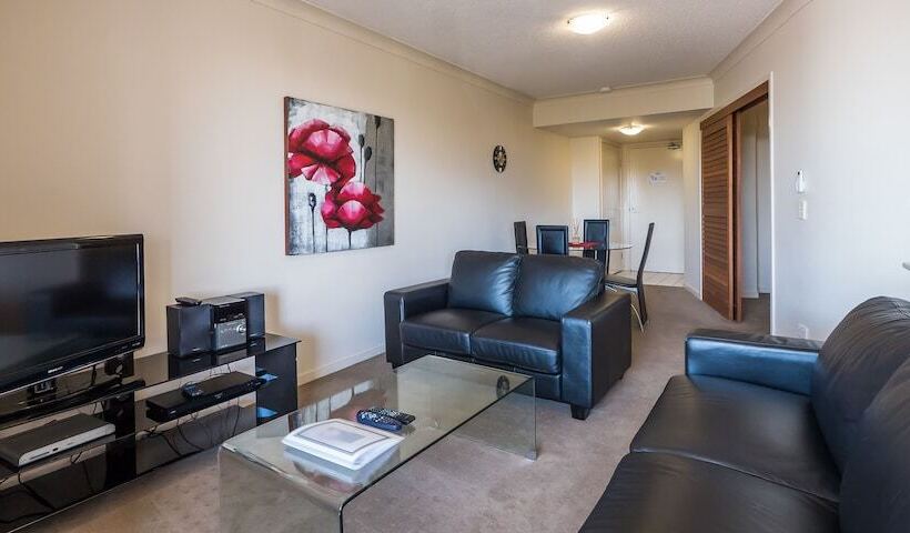 Апартаменты Премиум 1 Спальня, Inn On The Park Apartments