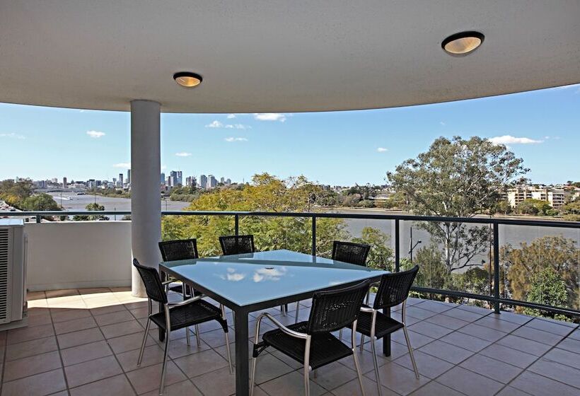 Апартаменты Premium 2 Спальни, Inn On The Park Apartments