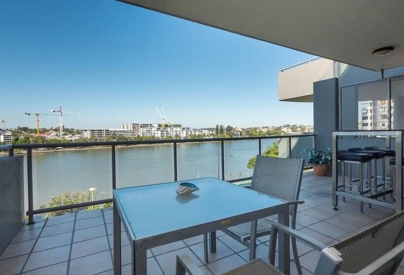 Апартаменты Premium 2 Спальни, Inn On The Park Apartments