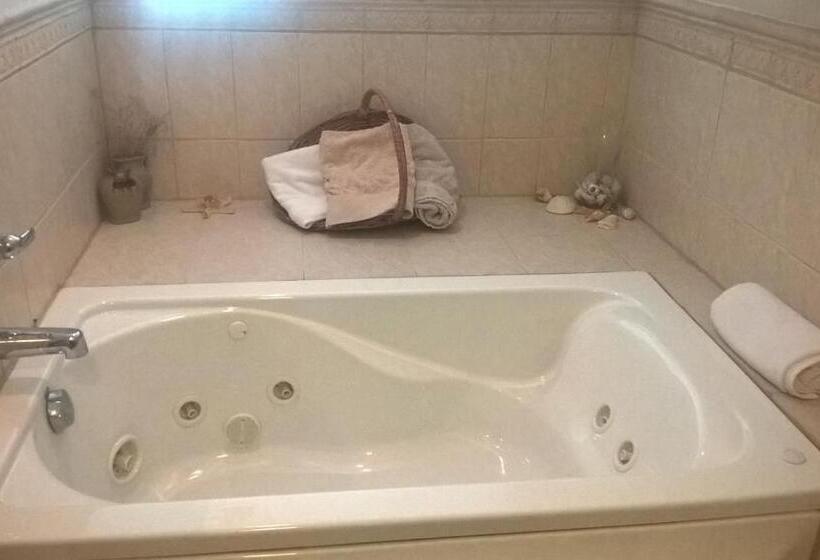 جناح سرير كينج, Innisfree Bed & Breakfast