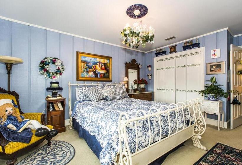 ガーデンビュースタンダードルーム, Matthews Manor Bed & Breakfast