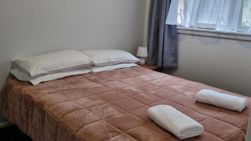 חדר סטנדרט לארבעה, Methven Motel & Apartments