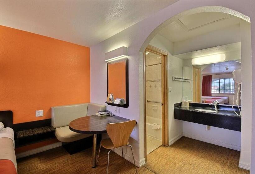 غرفة قياسية, Motel 6edinburg, Tx