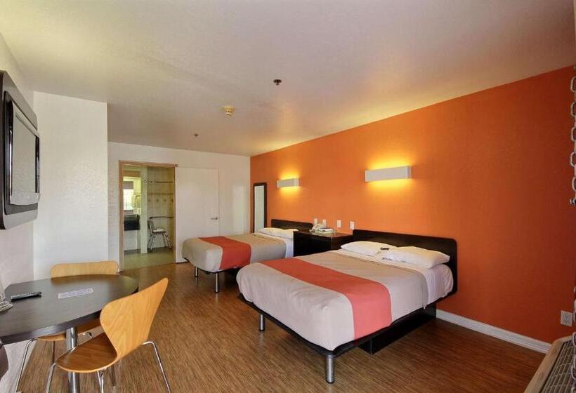 غرفة قياسية, Motel 6edinburg, Tx