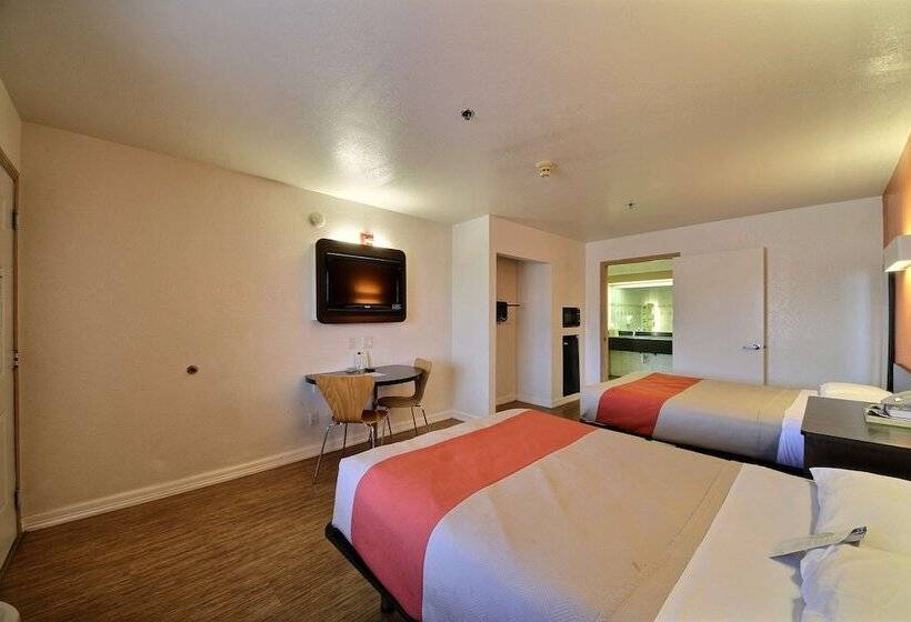 غرفة ديلوكس, Motel 6edinburg, Tx