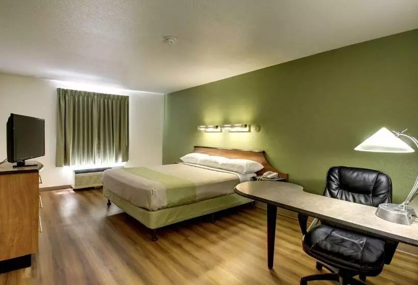 キングサイズベッドのスタンダードルーム, Motel 6ogden, Ut  Riverdale