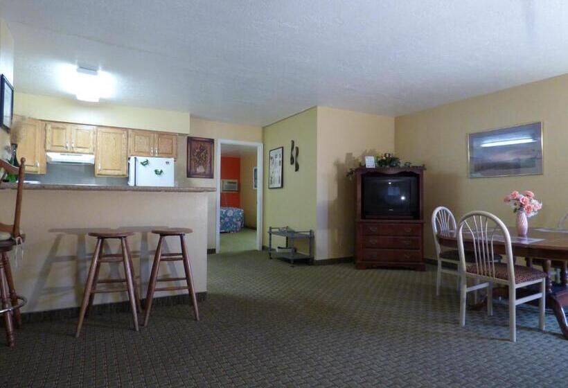 آپارتمان 2 خوابه, Coronada Inn & Suites