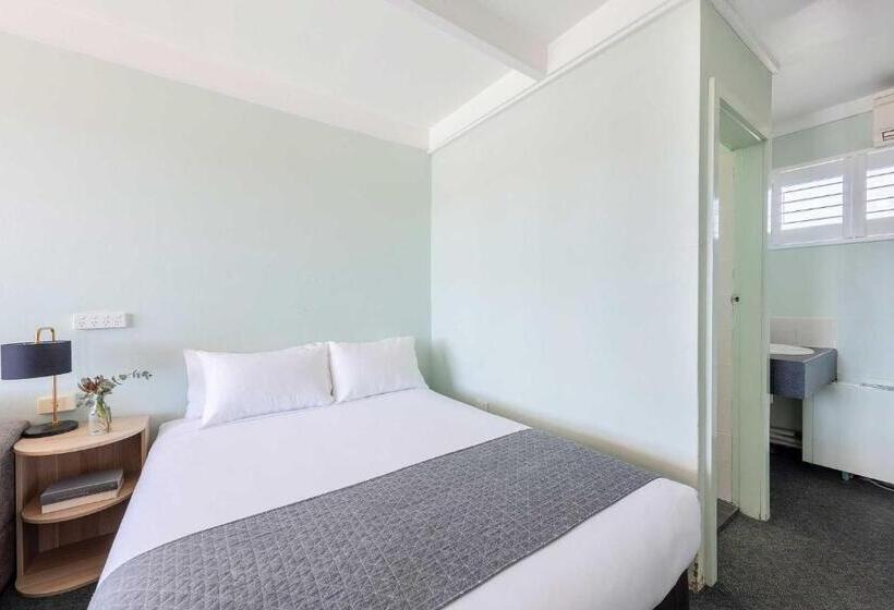 اتاق اکونومی, Panorama Bathurst