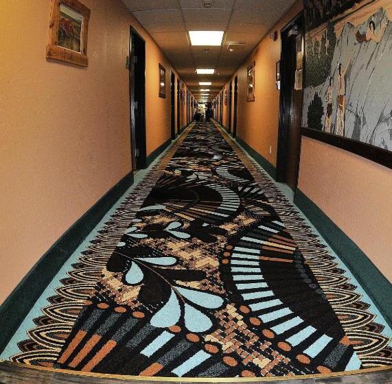 חדר סטנדרט עם מיטת קינג, Prospector Hotel & Casino