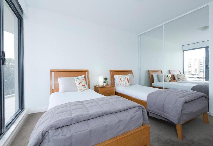 شقة 3 غرف, Sevan Apartments Forster