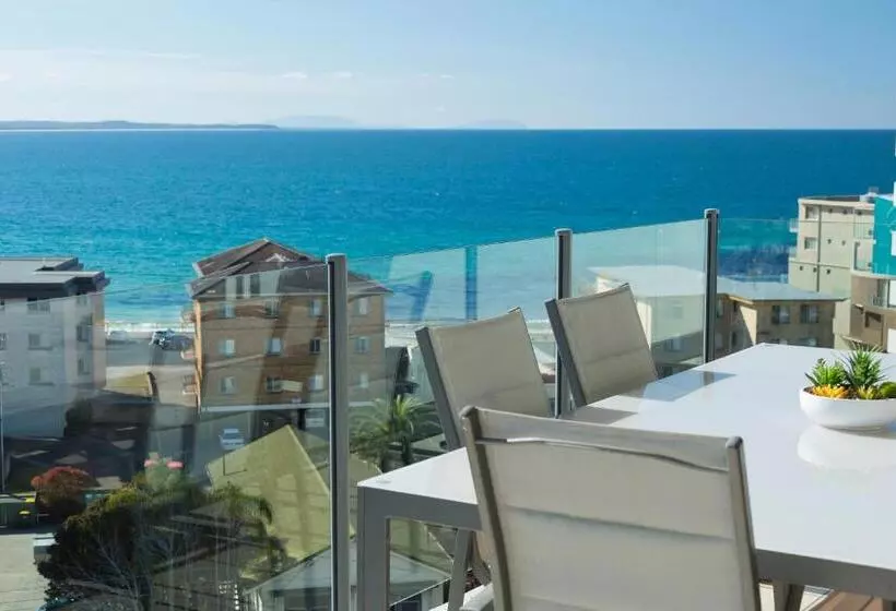 Superior 2-bedroom flat with a view, Sevan Apartments Forster