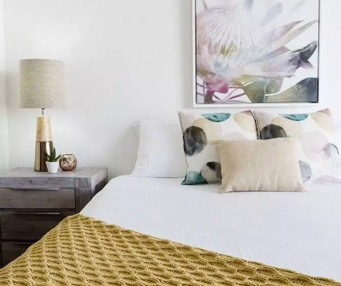 ３ベッドルームアパートメント, Sevan Apartments Forster