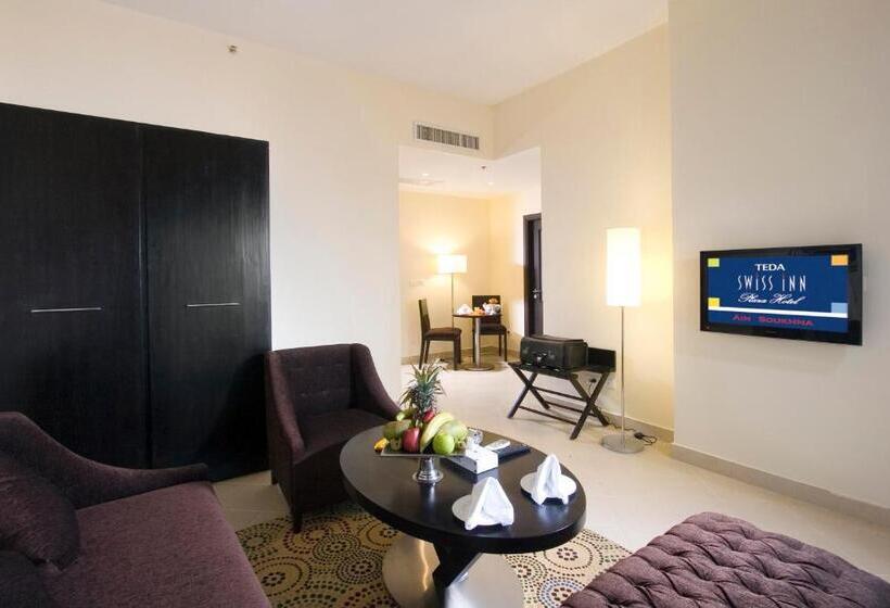 سوییت جونیور با چشمانداز استخر, Swiss Inn Teda Hotel & Aqua Park