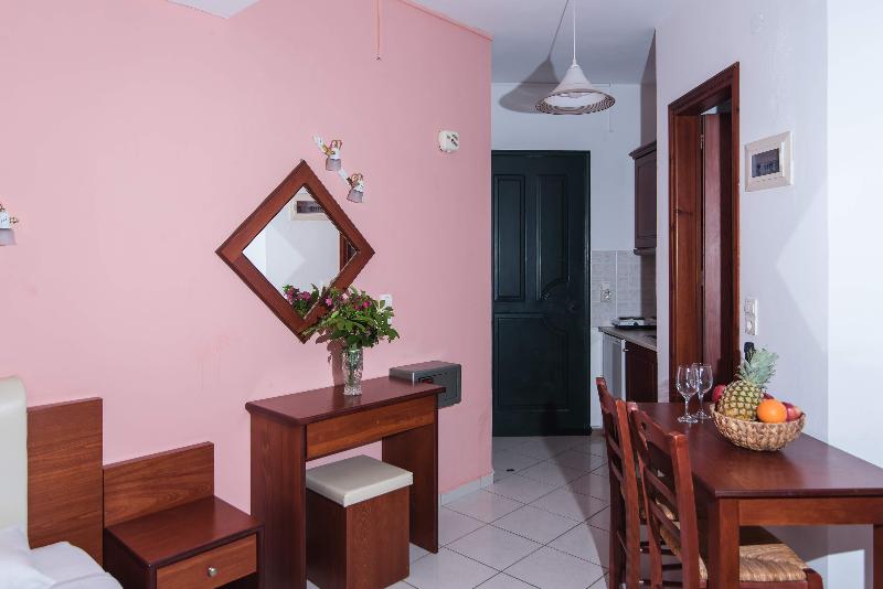 标准工作室, Ariadni Palace