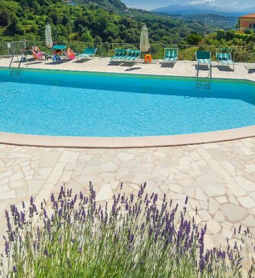 آپارتمان 1 خوابه با بالکن, Gli Ulivi Di Montalbano