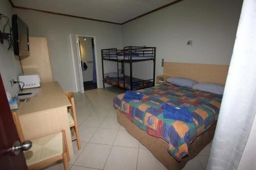 اتاق خانوادگی, Goldfields Hotel Motel