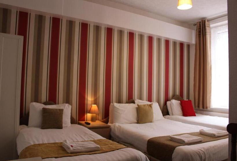 Семейный Номер, Calypso Hotel Blackpool