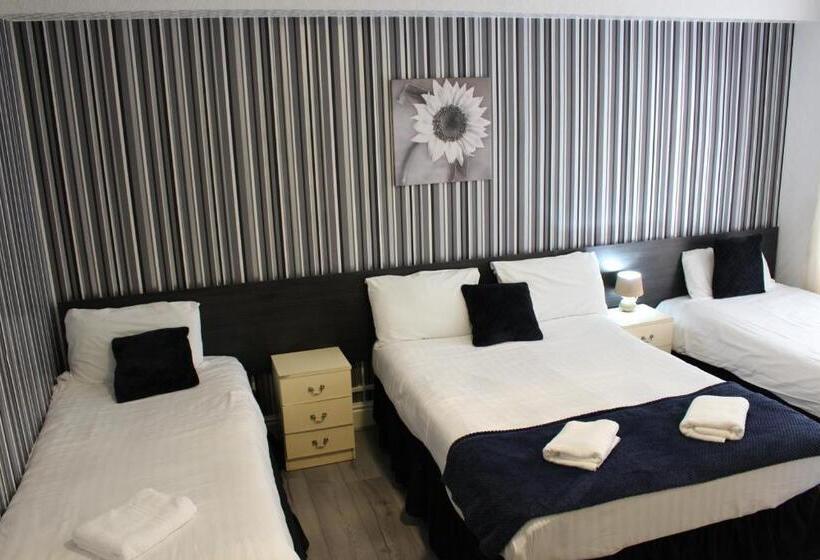 Семейный Номер, Calypso Hotel Blackpool