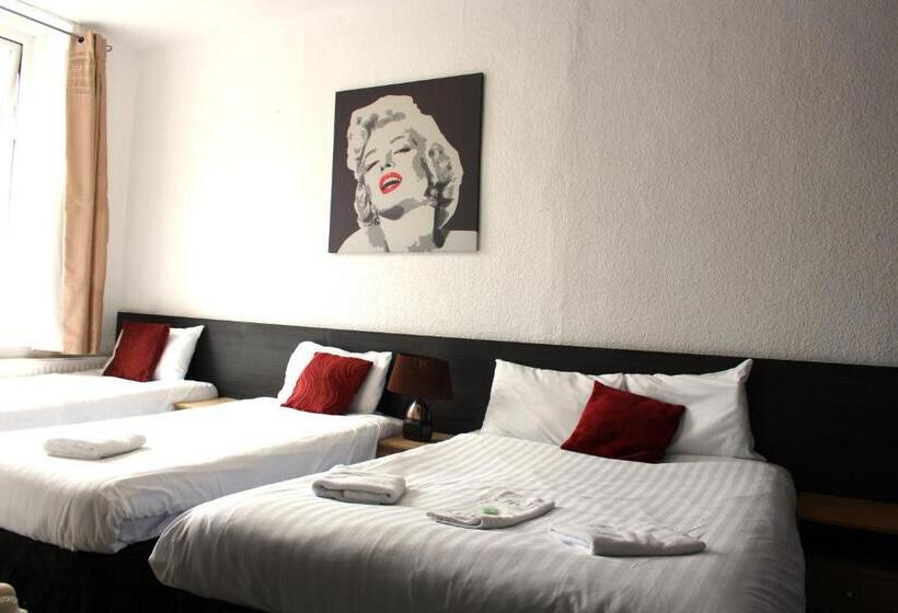 Семейный Номер, Calypso Hotel Blackpool