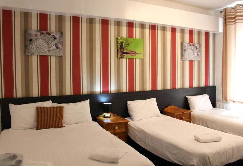 Семейный Номер, Calypso Hotel Blackpool