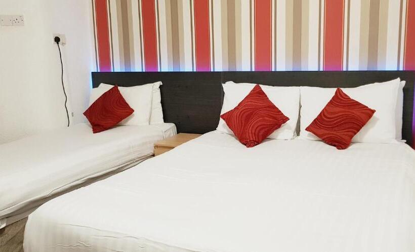 Семейный Номер, Calypso Hotel Blackpool