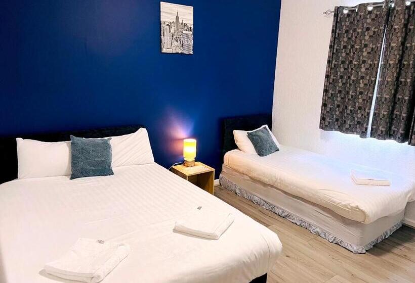 Семейный Номер, Calypso Hotel Blackpool