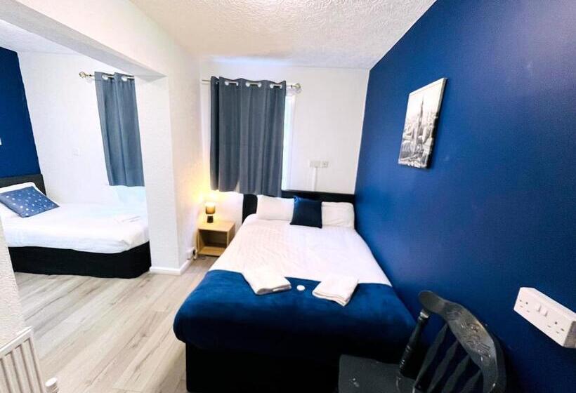 Семейный Номер, Calypso Hotel Blackpool